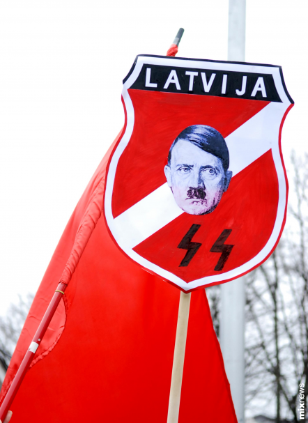 Ко дню рождения Гитлера подарок русским от 1500 латышей
