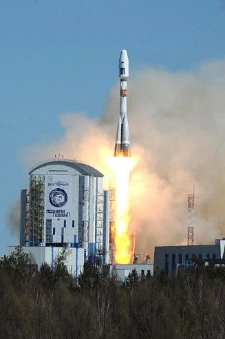 С космодрома Восточный запустили первую ракету